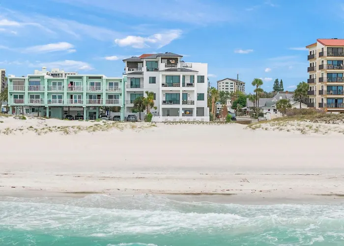 The Pearl Holiday home Clearwater Beach