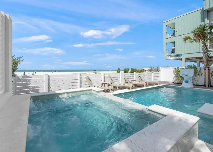 The Pearl Holiday home Clearwater Beach